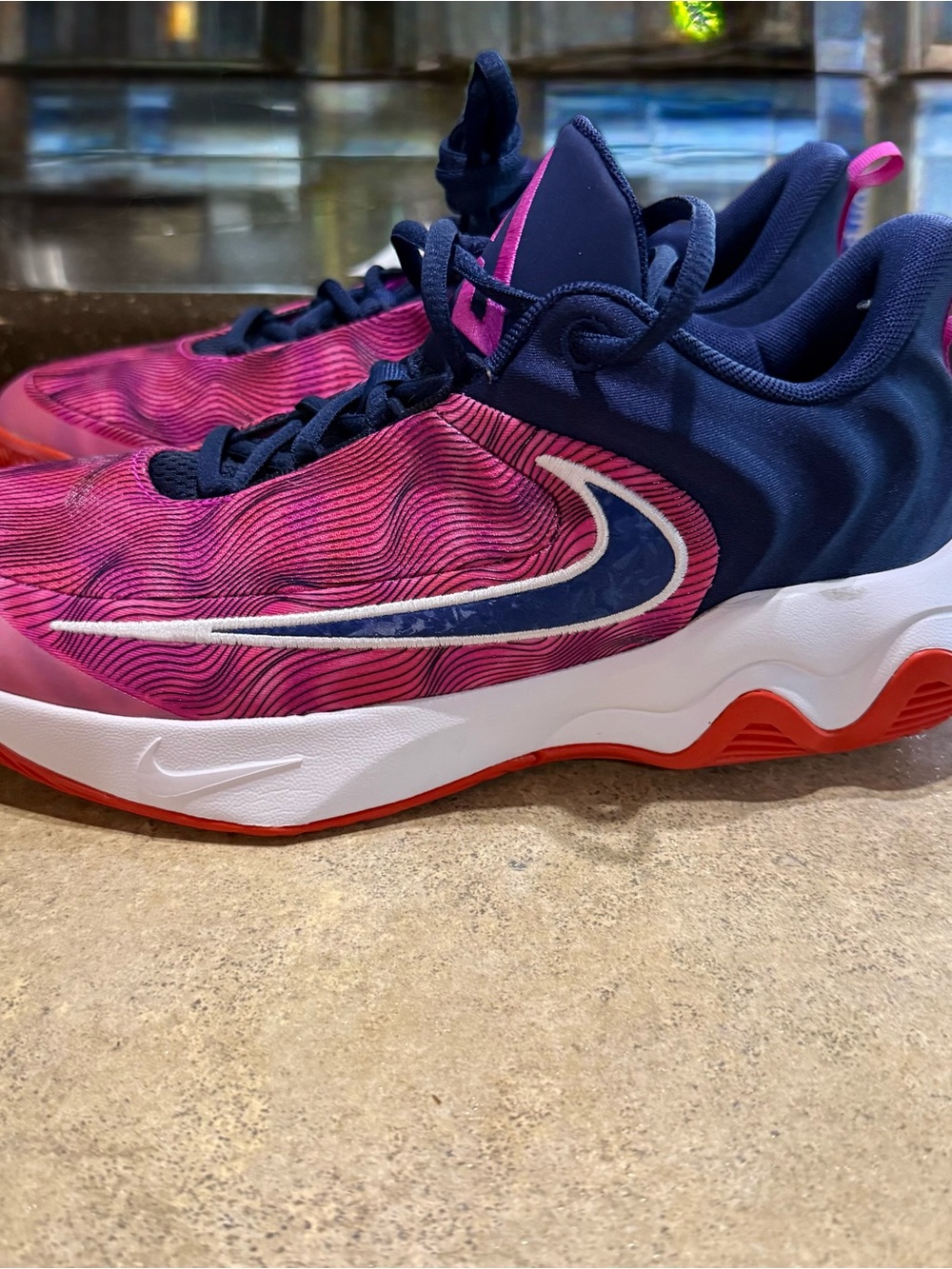 Nike Youth Navy and Pink Wave-Pattern Sneakers